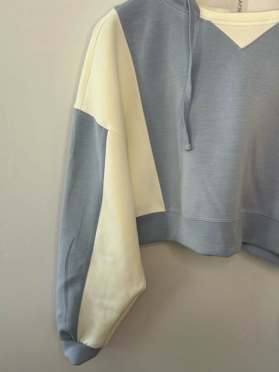 *NWT* AS Revival by Altar’d State Zen Blue Colorblock Supersoft Hoodie, Medium - Picture 6 of 13